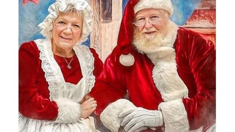 Santa and Mrs. Clause将于12月11日星期六欢迎家人. 参加第28届与圣诞老人共进早餐.